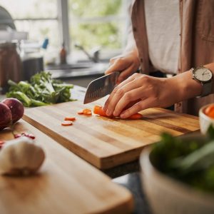 Elsősegély otthon - Vágás, égés, esés: mit tegyünk, ha már megtörtént a baj?