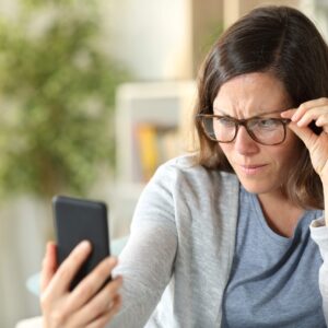 Látásproblémák 40 felett – Így óvjuk szemünk egészségét a digitális korban!